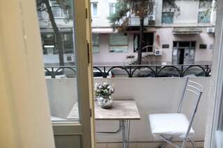 Отель Apart Hotel GH Тбилиси Двухместный номер с 1 диваном-кроватью-6